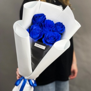 Букет из 5 синих роз Эквадор в Лобне