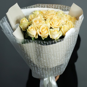 Букет из 19 роз Аваланж (70 см) в Лобне