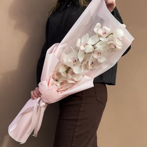 Букет из белой орхидеи в Лобне