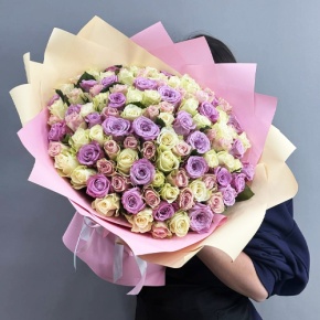 Букет из 101 розы пастельный микс и роз Меритим (40 см) в Лобне
