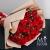 Букет 15 кустовых красных роз в Лобне Букет 15 кустовых красных роз в Лобне