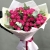 Букет "Малиновый бисквит" из кустовых и пионовидных роз и эвкалипта в Лобне